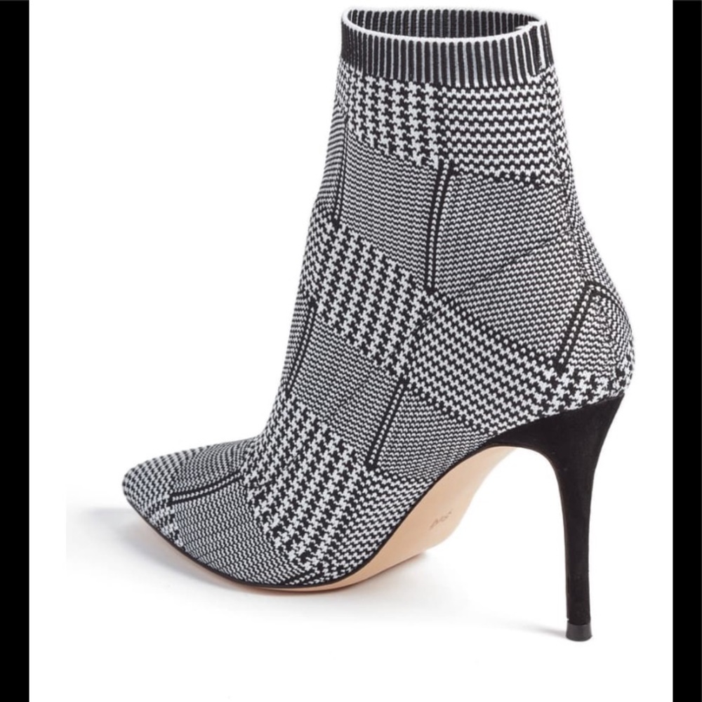 Something Navy Shoes - Picture 3 of 7